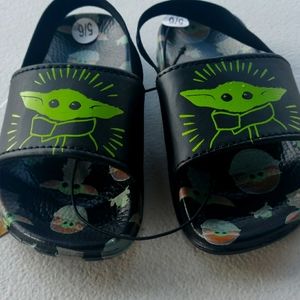 Mandalorian Kids Sandals Size 5/6